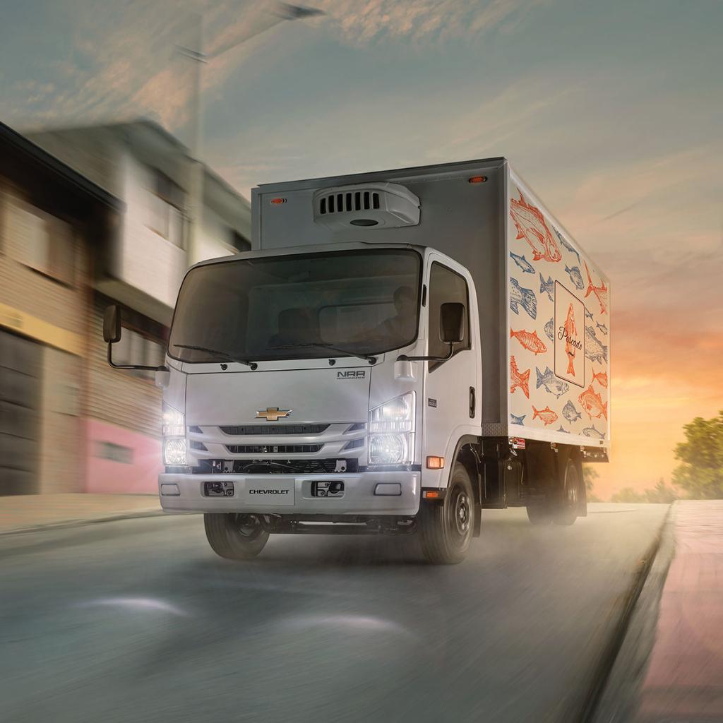CAMIÓN CHEVROLET NRR - Estrenando Carro